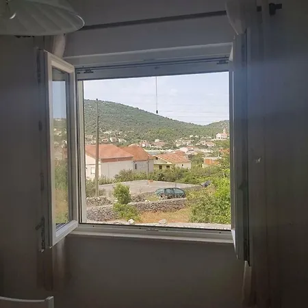 Kuca Za Odmor Giovanni 度假居 Vinišće